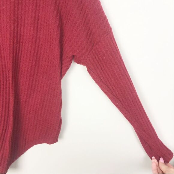 LIVE IN THE MOMENT | Burgundy Brick Waffle Knit Thermal Button Top Women’s Small - Picture 5 of 8